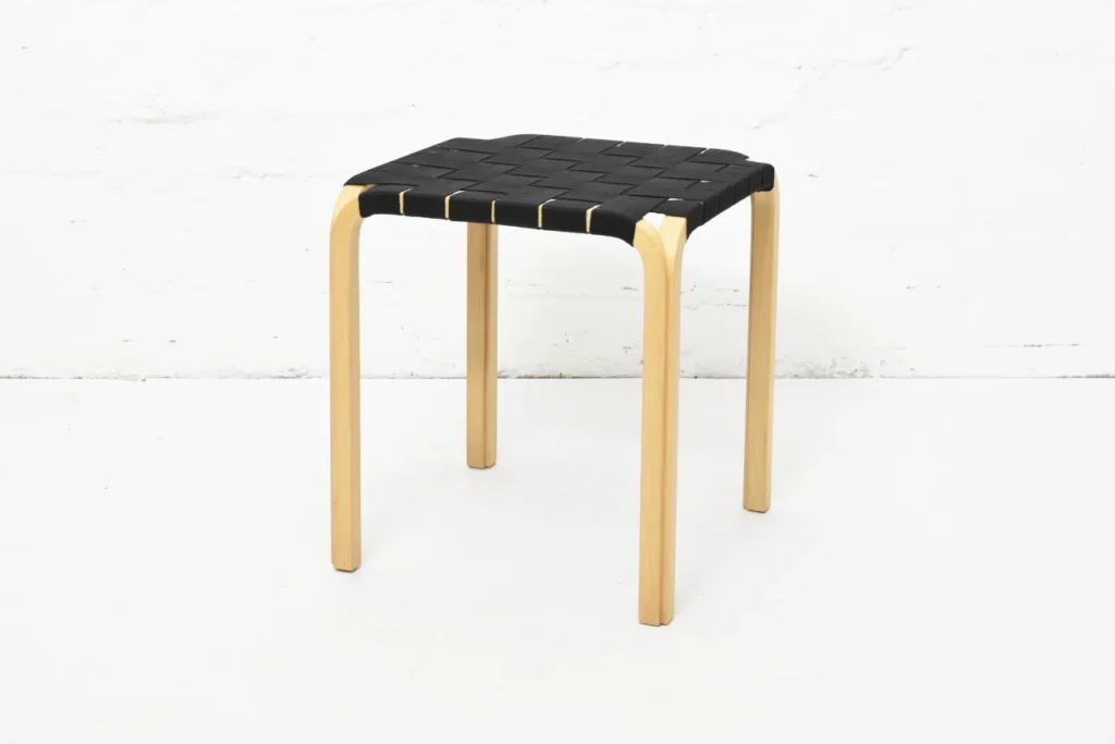 Artek Y61